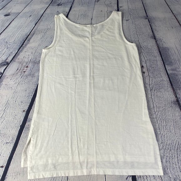 Lucy & Laurel Women Relaxed Tank Top Classic White - Picture 5 of 9